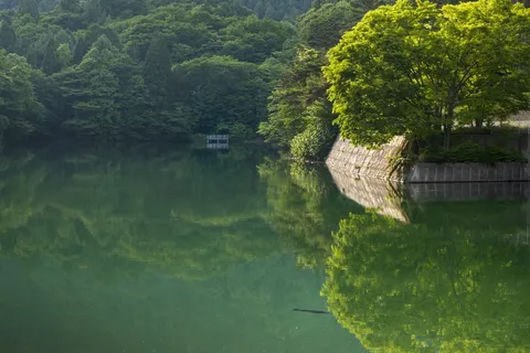 山青水秀自然风光