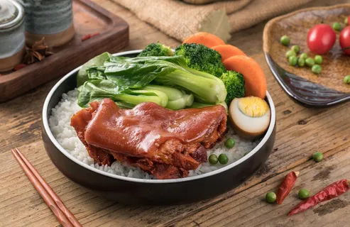 猪脚饭美食图片
