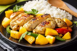 香煎鸡肉米饭香料美食摄影图