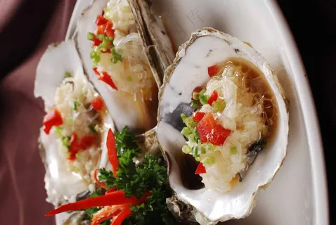 蒜茸粉丝蒸生蚝