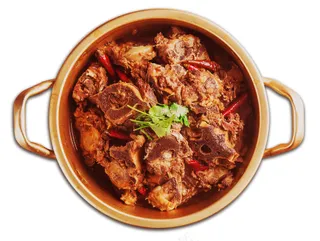 羊蝎子火锅美食图片