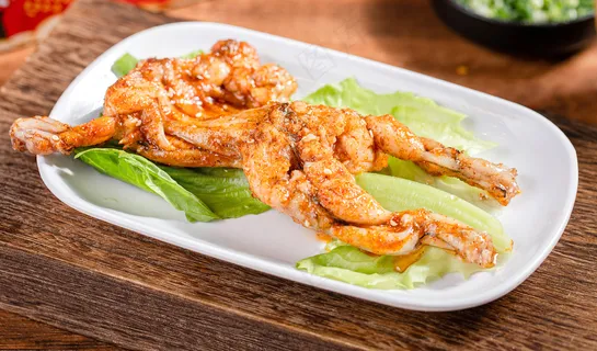 炭烤牛蛙美食图片