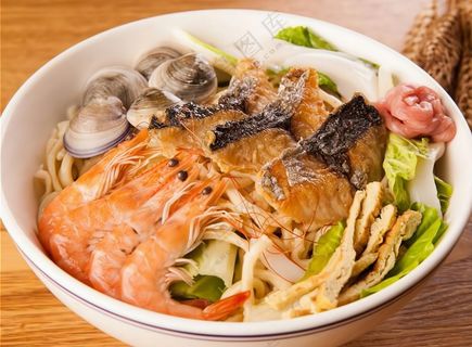 海鲜面美食图片
