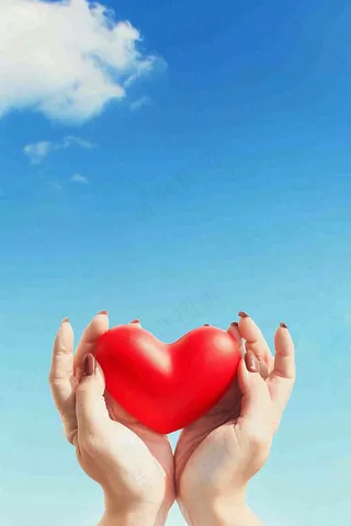 意外险业务保障金融理财背景