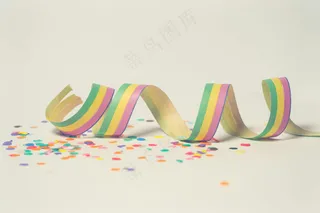 免费 粉色，绿色和黄色的丝带图