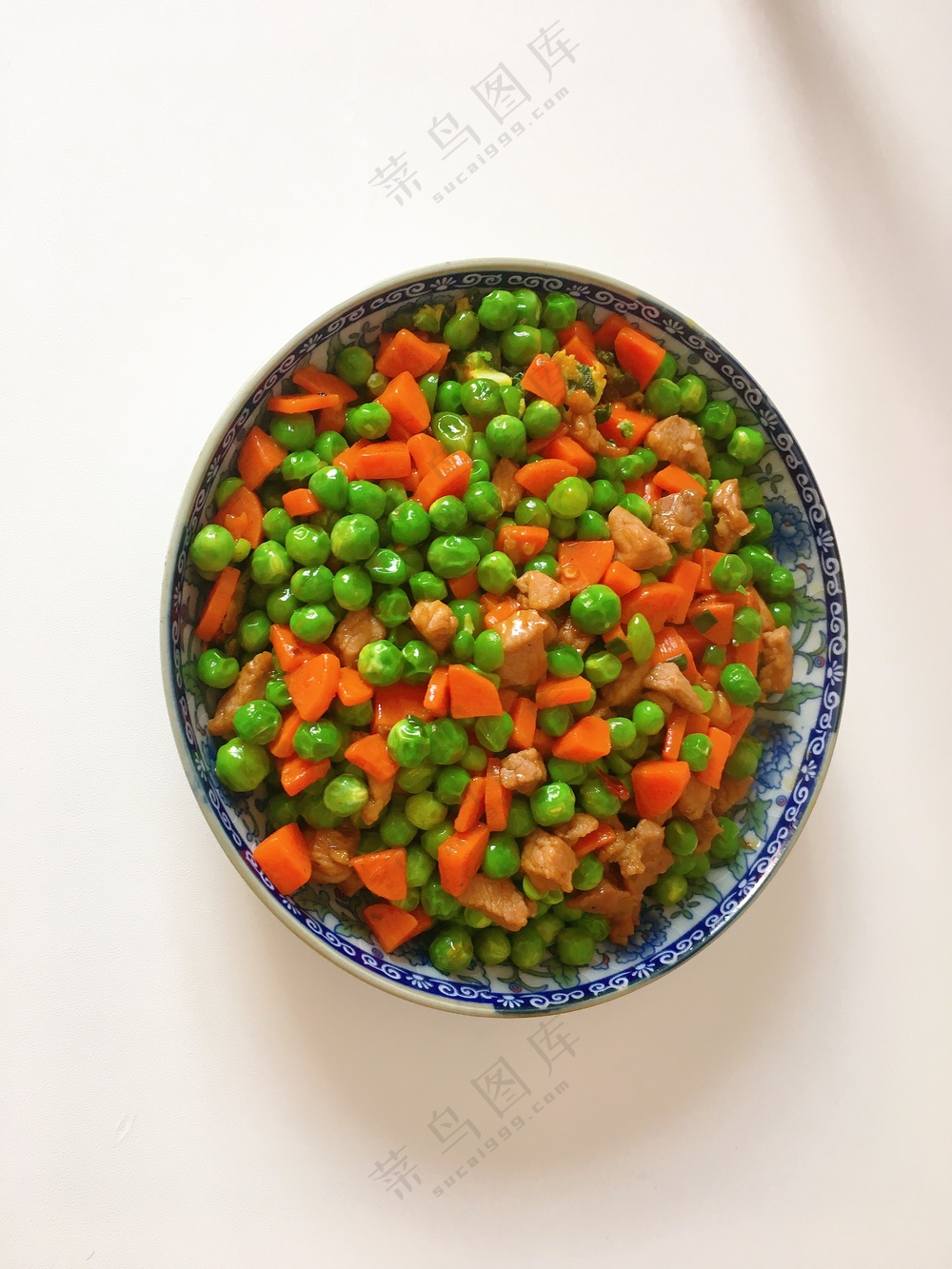 白底小炒青豆美食