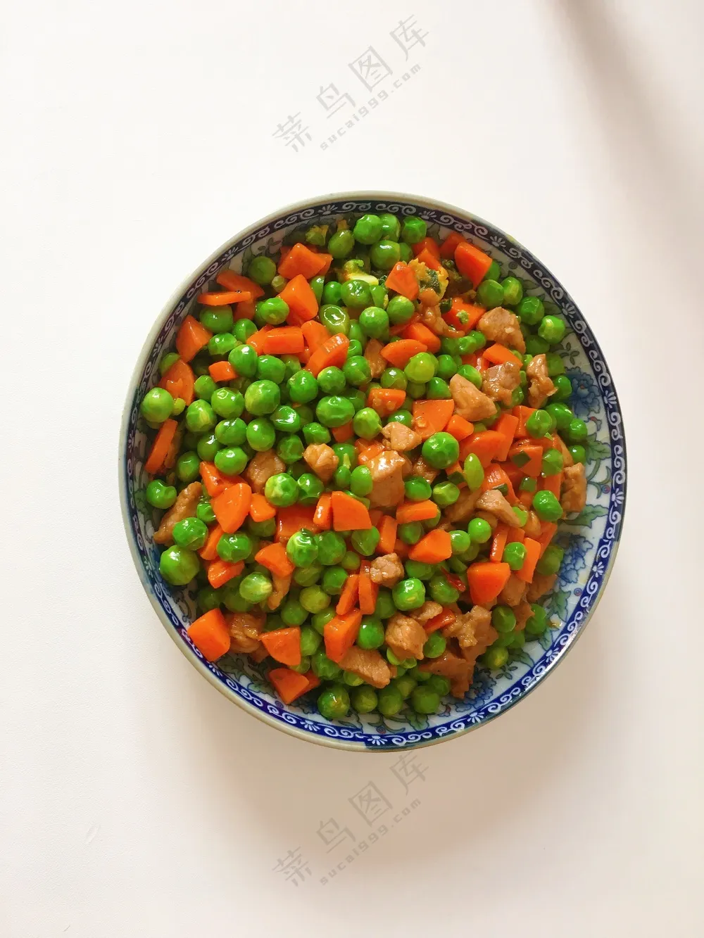 白底小炒青豆美食