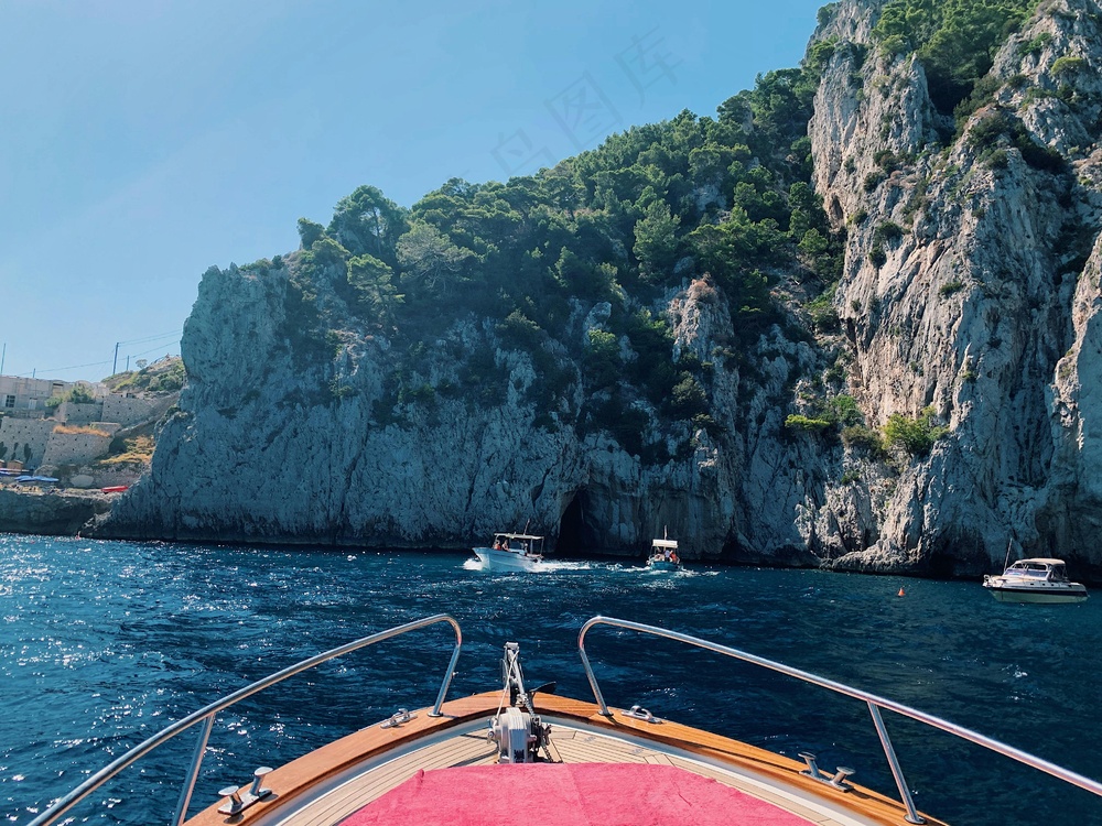 碧海归舟·山海风情·蓝红绿意·海景纪念