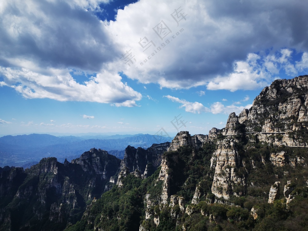 风景远山蓝天白云