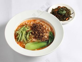 重庆小面 麻辣面条 重庆面条 四川面条 汤面