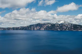 宁静的海湾，天空之镜