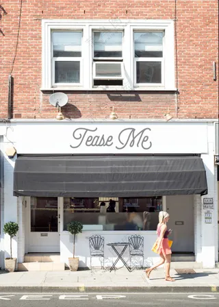 咖啡店铺招牌样机户外门头log标志模板-12