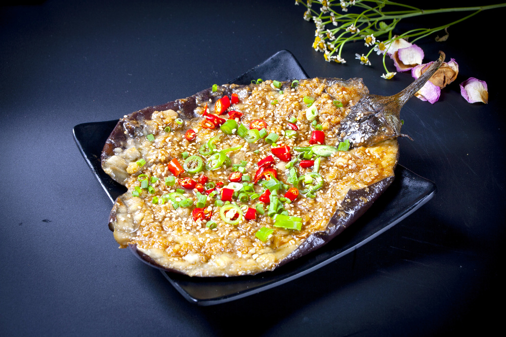 烤茄子美食图片