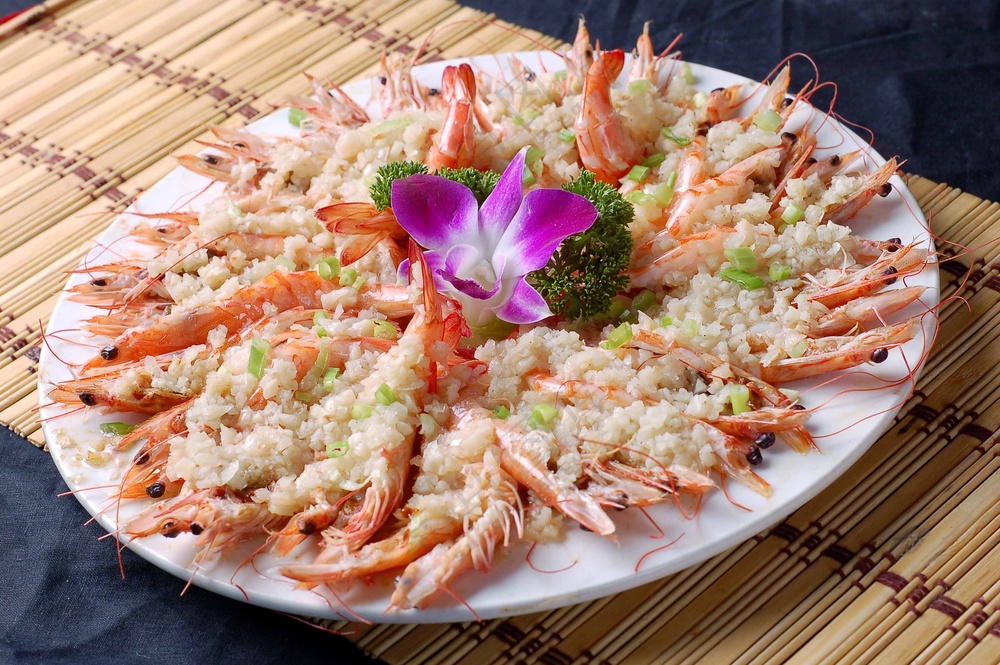 特色海鲜-蒜茸蒸开边虾