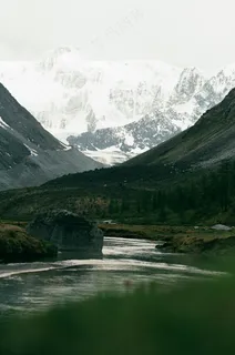 幽静山谷中的秘境