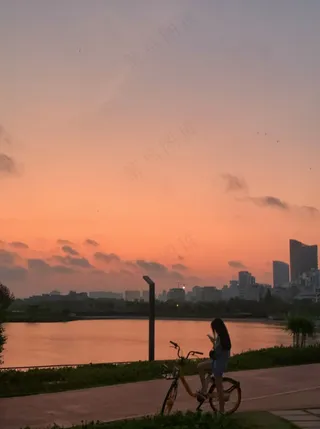 海边的夕阳