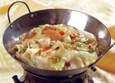 干锅包菜美食图片