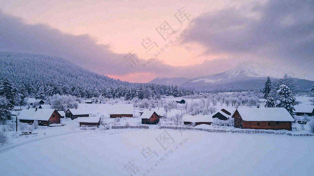 雪山下的村庄晚霞风景雪景摄影图