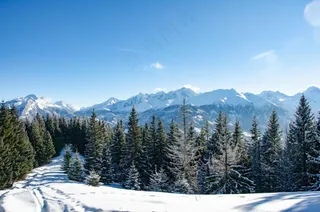 雪域蓝调：冬日纯净风光摄影