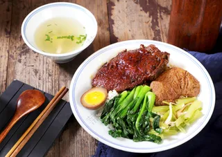大排饭美食图片