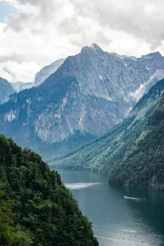 静谧山岚：淡彩风光摄影