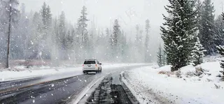 暴雪预警通知公告背景