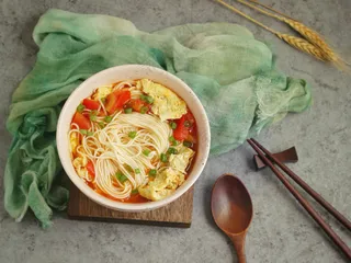 西红柿鸡蛋面图片
