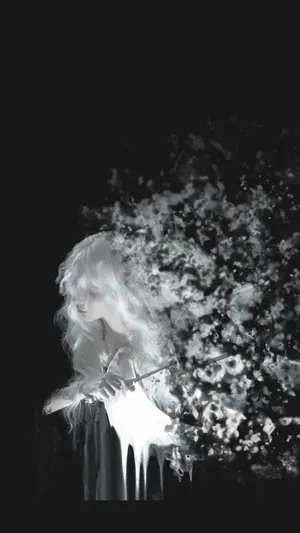 忧郁女生配黑白的消散效果，人物可提取出来