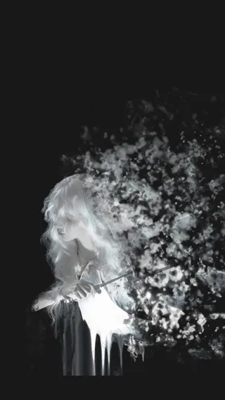 忧郁女生配黑白的消散效果，人物可提取出来