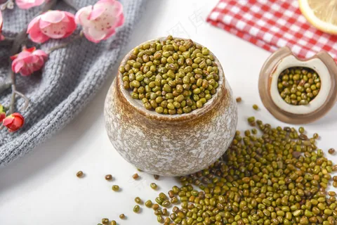 新鲜绿豆食材背景