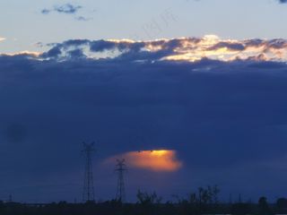 蓝色天空景象摄影图