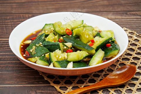 凉拌黄瓜美食图片