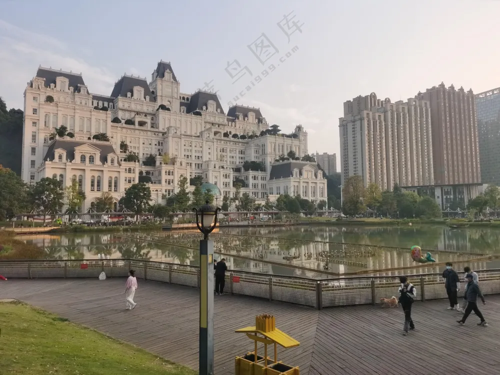 随拍城市的楼房