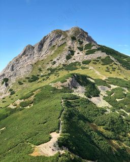 翠峰之巅:写实风格自然风景摄影 翠峰之巅:写实风格自然风景摄影