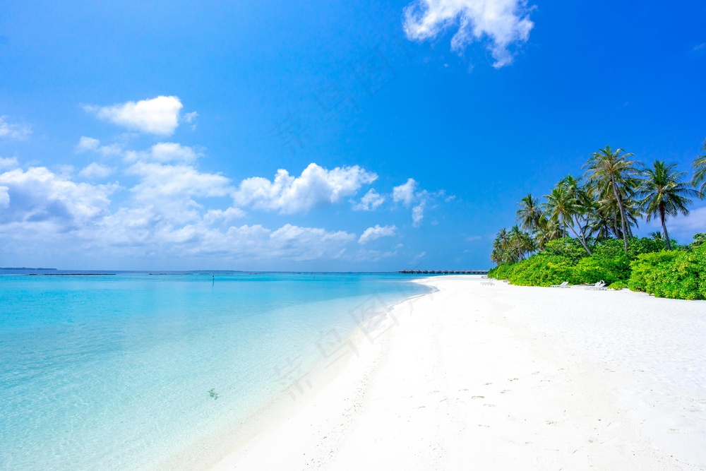 宁静的热带海滩美景
