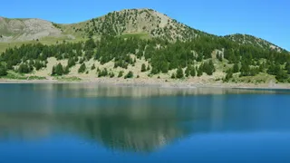 湖光山色的宁静午后