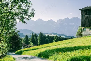 乡间绿径田园风·蓝空翠影·装饰佳选