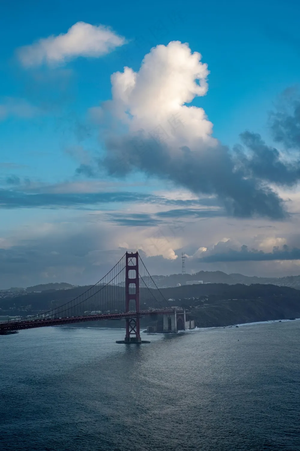 云间大桥的宁静之美