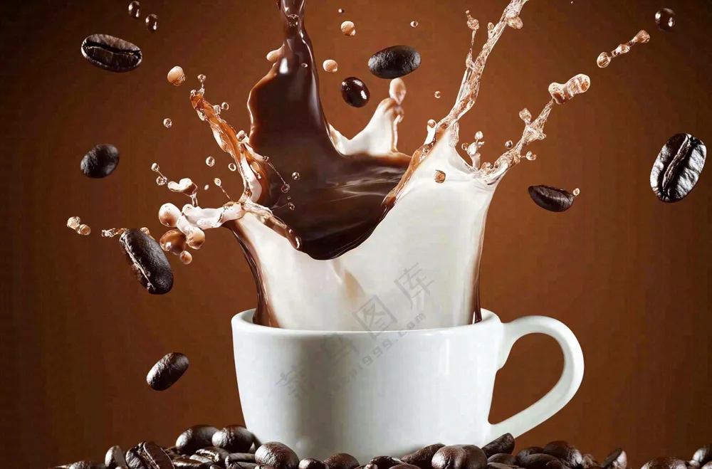 咖啡与牛奶的碰撞水花四溅饮品创意摄影图