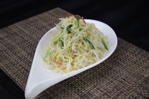 农家拌豆芽