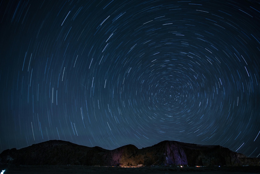 星空螺旋秘境·神秘暗调·蓝夜光影·装饰珍藏