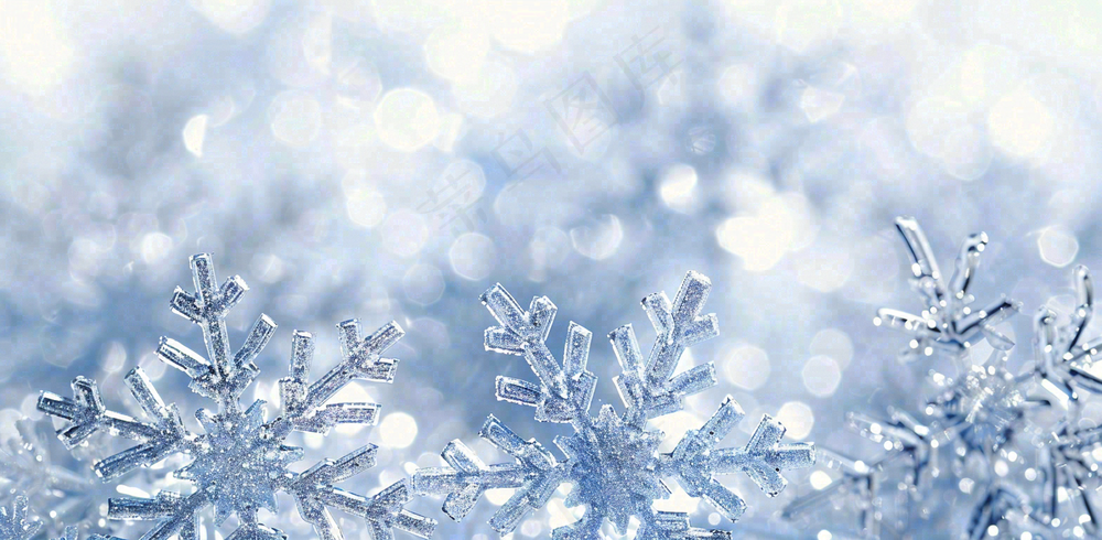 冬天白色雪花闪亮水晶银色大雪小雪摄影图