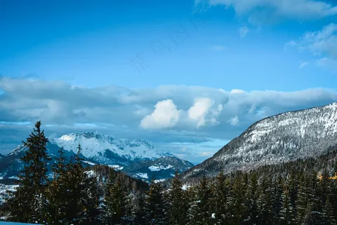 雪域松涛蓝云间——自然风景摄影 雪域松涛蓝云间——自然风景摄影