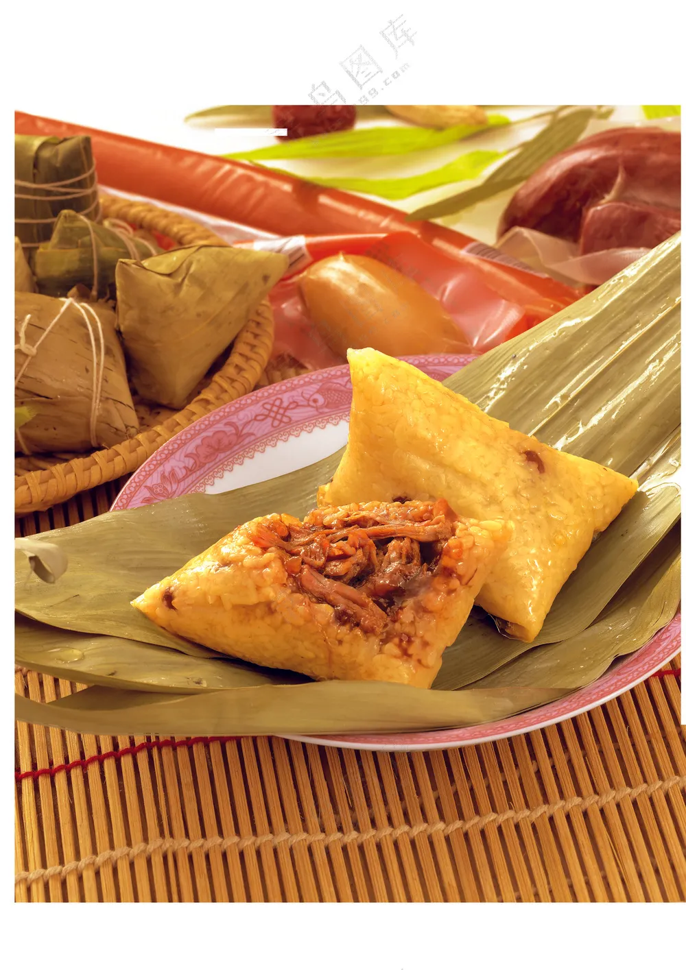 肉粽子图片包粽子粽子摄影裹粽籺粽子摄影端午节