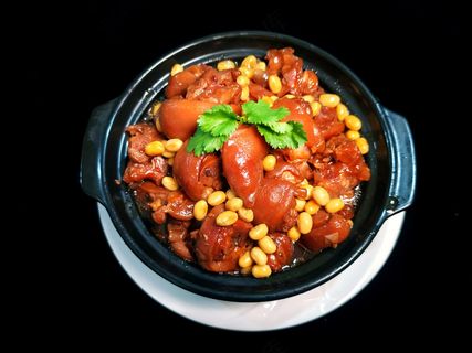 黄豆焖猪蹄