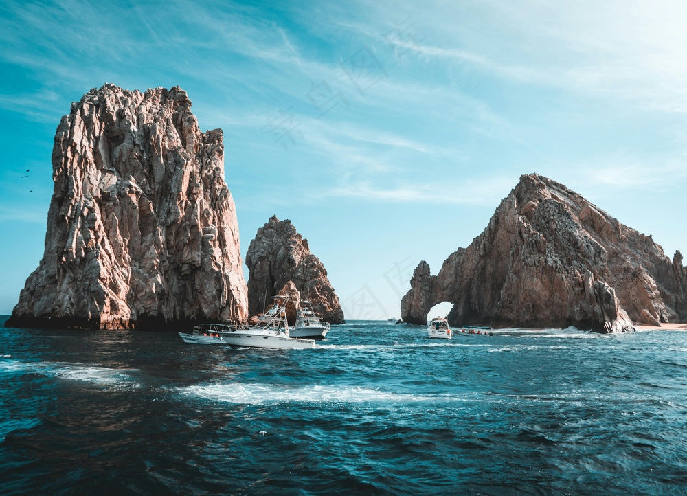 蓝海岩影航行图·自然宁静·蓝白相映·旅行纪念