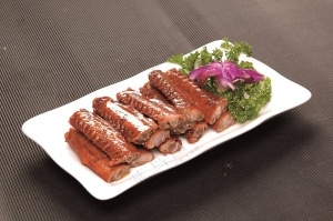 五香鸭翅 图片
