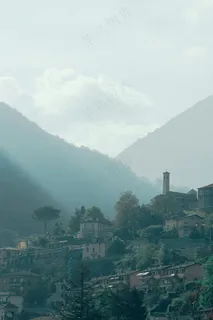 山麓静镇欧风韵·白棕绿·壁纸赏