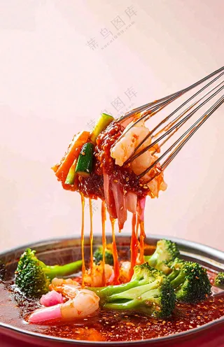 凉拌钵钵鸡水煮美食摄影图