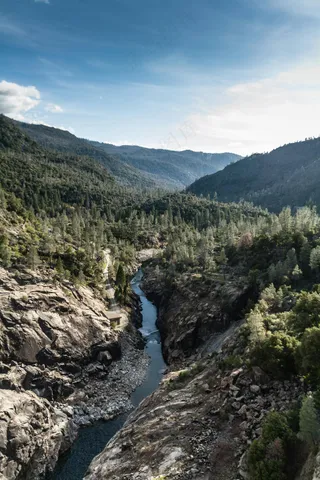 静谧山谷溪涧景·自然生态风格·绿蓝清新·赏景佳作